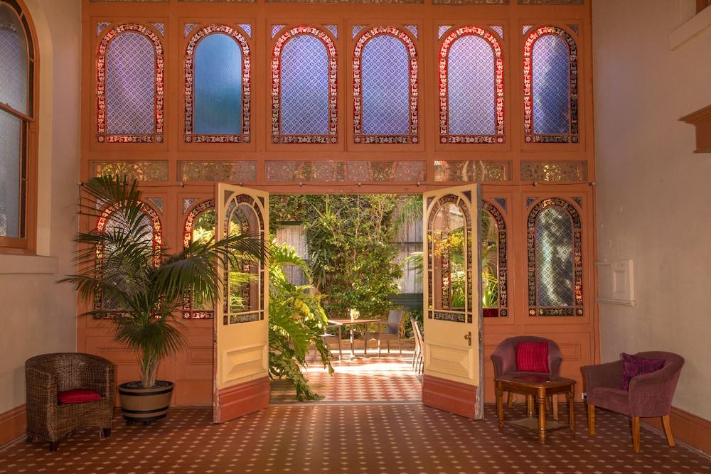 Vue Grand Hotel Куинсклиф Экстерьер фото